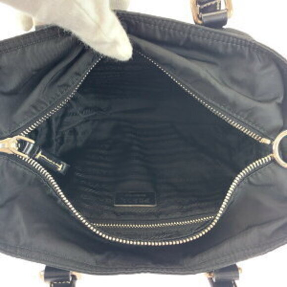 Prada Tessuto triangular logo plate black nylon shoulder handbag - Picture 9 of 10